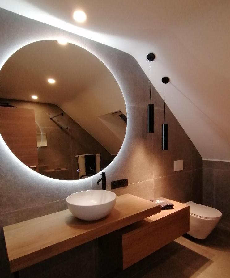 Le Clos Du Montys Louveigne Экстерьер фото