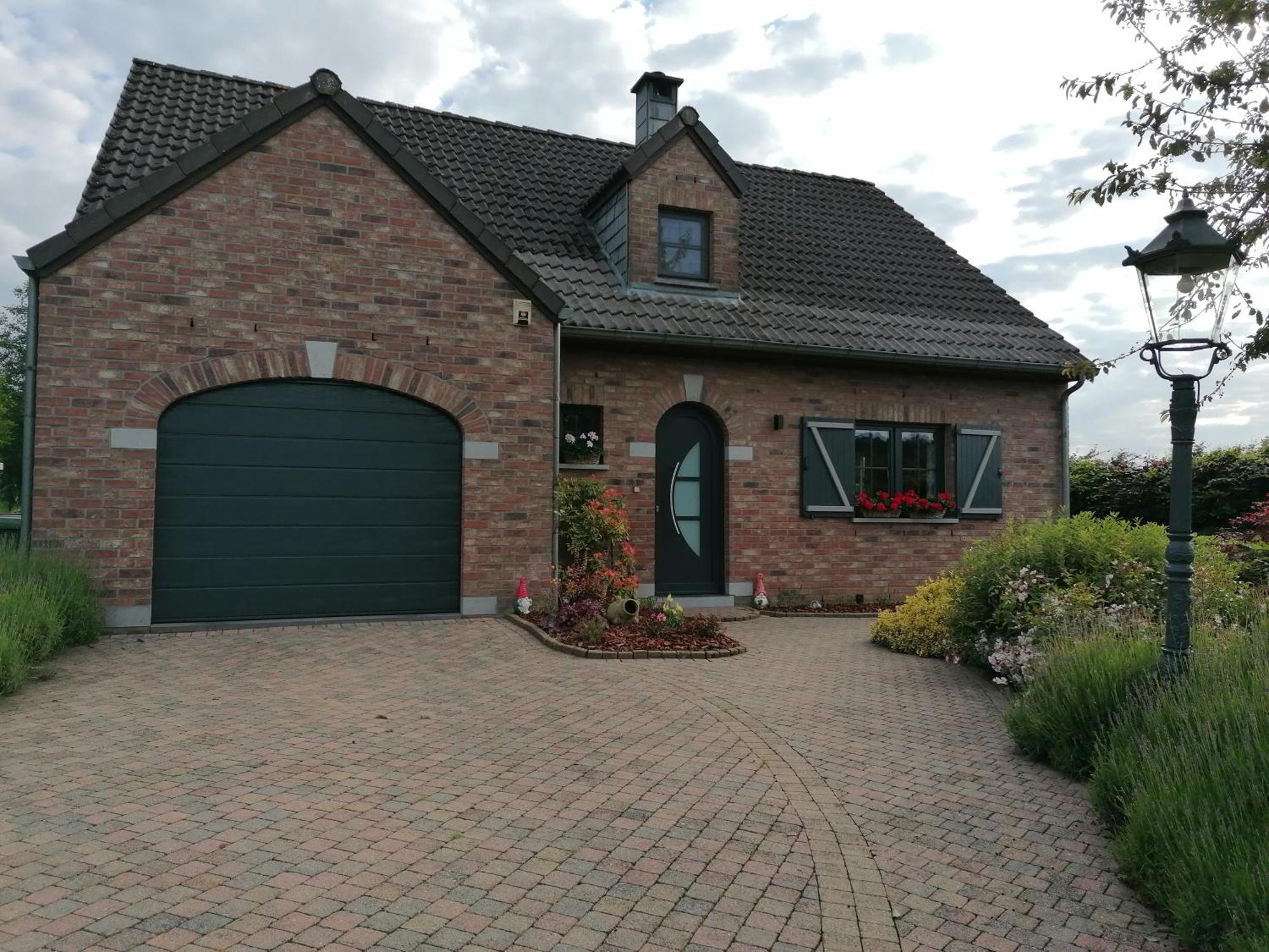 Le Clos Du Montys Louveigne Экстерьер фото